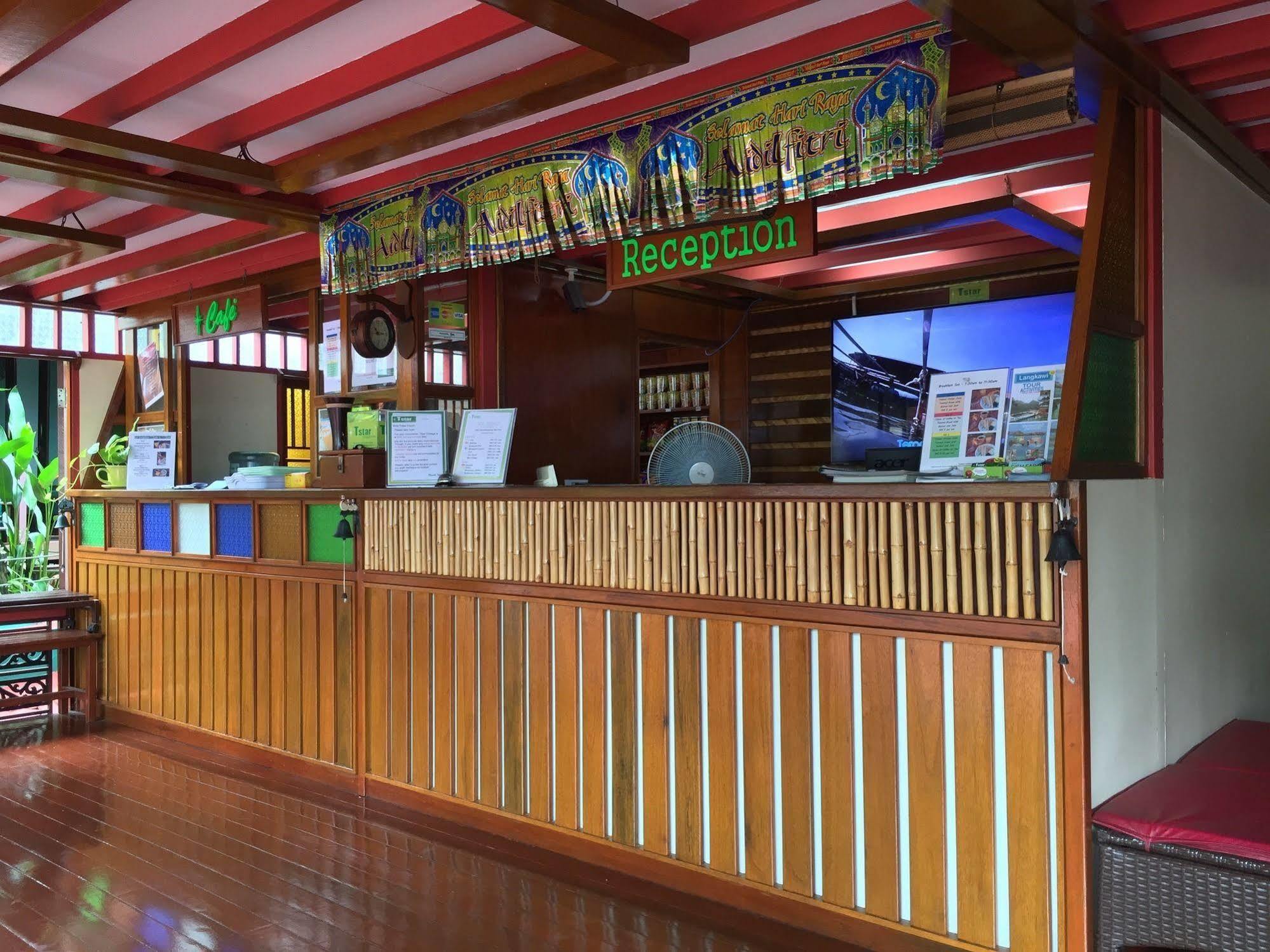 ที สตาร์ คอตเทจ Hotel ปันไตเจอนัง ภายนอก รูปภาพ