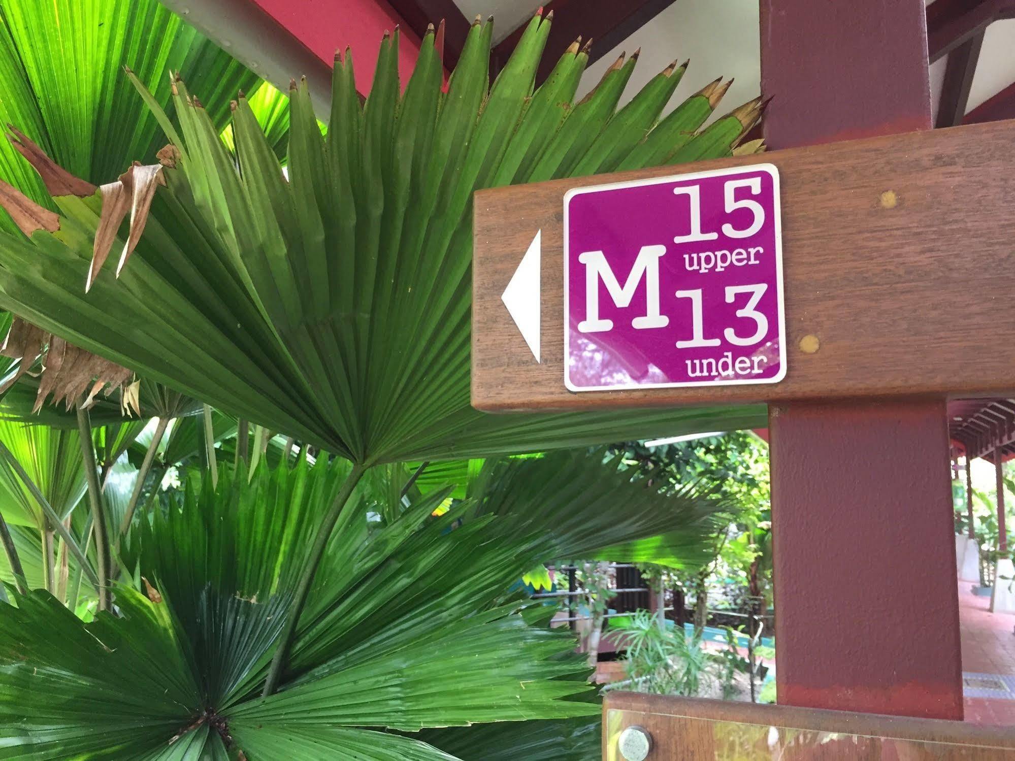ที สตาร์ คอตเทจ Hotel ปันไตเจอนัง ภายนอก รูปภาพ